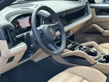Cayenne E-Hybrid PANORAMA*HA-LENKUNG*21 TURBO*BO
