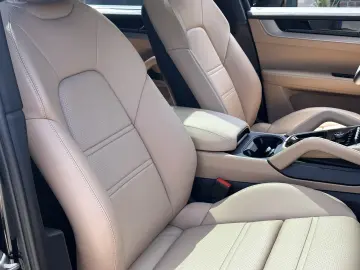 Cayenne E-Hybrid PANORAMA*HA-LENKUNG*21 TURBO*BO