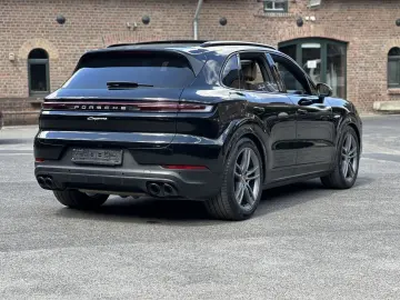 Cayenne E-Hybrid PANORAMA*HA-LENKUNG*21 TURBO*BO