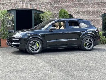 Cayenne E-Hybrid PANORAMA*HA-LENKUNG*21 TURBO*BO