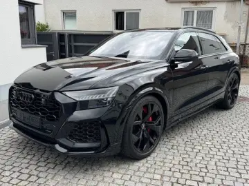 RSQ8 4.0 TFSI quattro Keramik Carbon AHK 305 kmh