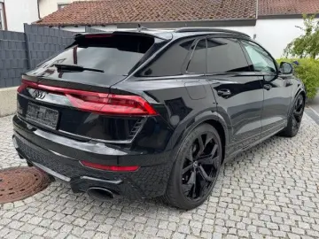 RSQ8 4.0 TFSI quattro Keramik Carbon AHK 305 kmh