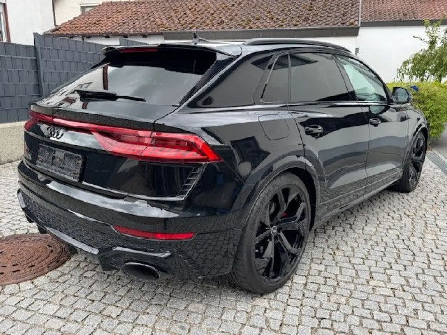 RSQ8 4.0 TFSI quattro Keramik Carbon AHK 305 kmh