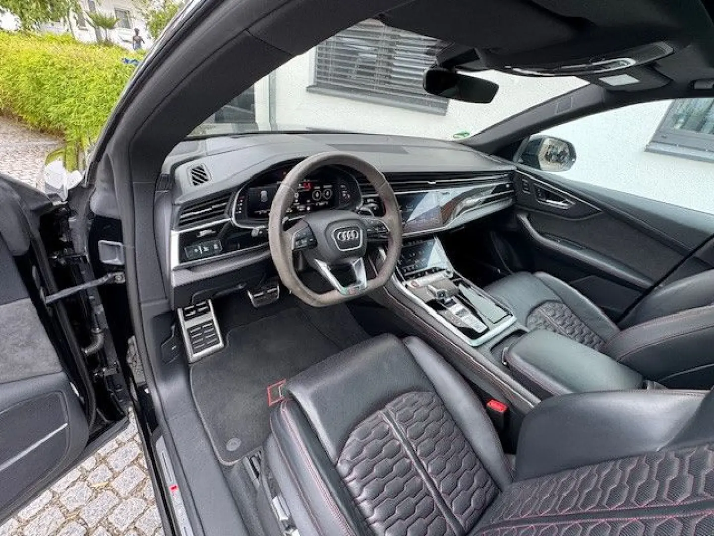 RSQ8 4.0 TFSI quattro Keramik Carbon AHK 305 kmh