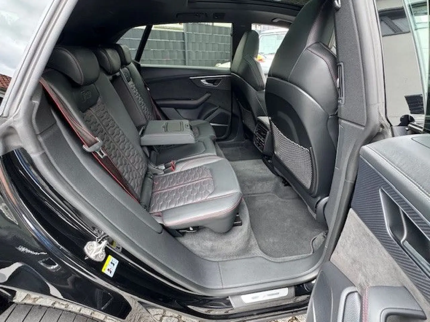 RSQ8 4.0 TFSI quattro Keramik Carbon AHK 305 kmh