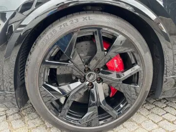 RSQ8 4.0 TFSI quattro Keramik Carbon AHK 305 kmh