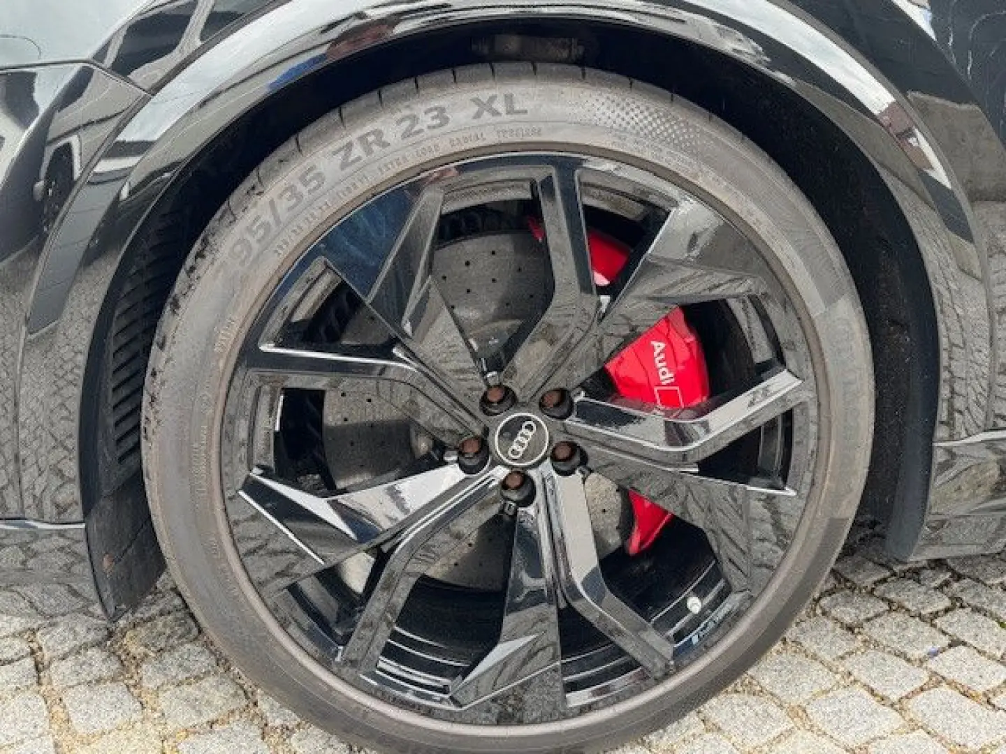 RSQ8 4.0 TFSI quattro Keramik Carbon AHK 305 kmh
