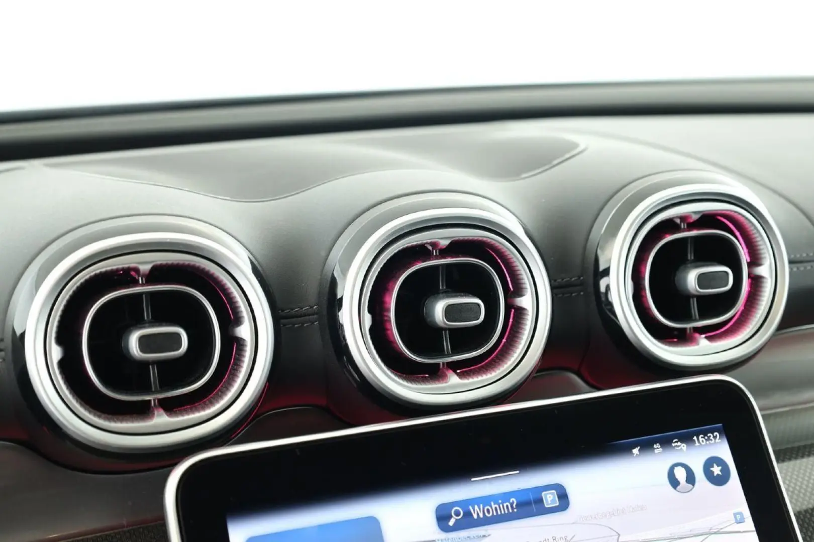 GLC 300 4M AMG Premium Plus DIGITAL Pano HUD 360