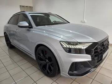 SQ8 4.0 TFSI qu. Matrix Pano B&O Sthzg S Sitz 23
