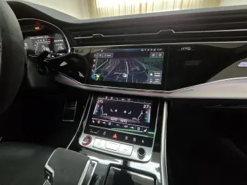 SQ8 4.0 TFSI qu. Matrix Pano B&O Sthzg S Sitz 23