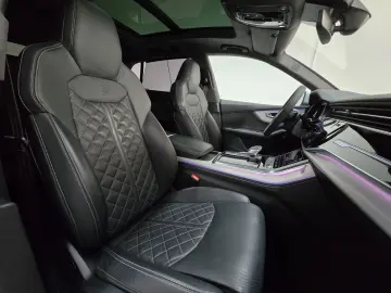 SQ8 4.0 TFSI qu. Matrix Pano B&O Sthzg S Sitz 23