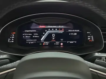 SQ8 4.0 TFSI qu. Matrix Pano B&O Sthzg S Sitz 23