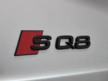 SQ8 4.0 TFSI qu. Matrix Pano B&O Sthzg S Sitz 23