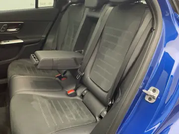 GLC 300 d 4M AMG-Line Pano Digital-Light 360°-K.