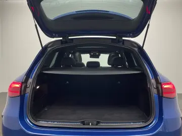 GLC 300 d 4M AMG-Line Pano Digital-Light 360°-K.
