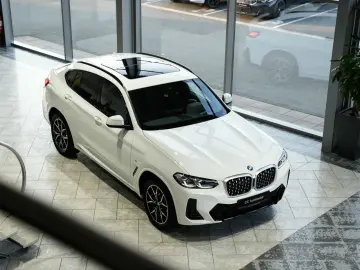 X4 xDrive 30i M Sport Laser Panorama ACC HUD