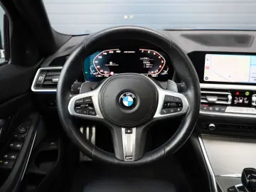 M340i xDrive/H&K/HUD/SHZ/CarPlay/TOTW/KAMERA/R19