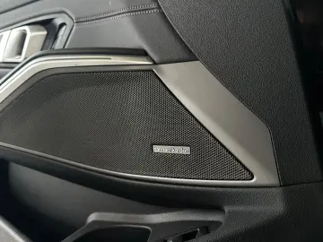 M340i M-PAKET/H&K/HUD/FERNSTART/CARPLAY/LED