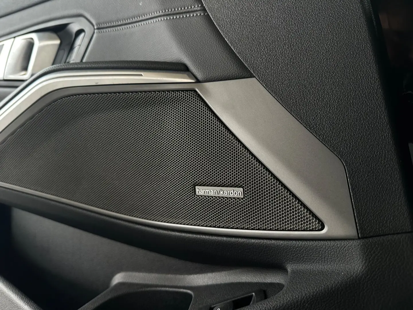 M340i M-PAKET/H&K/HUD/FERNSTART/CARPLAY/LED