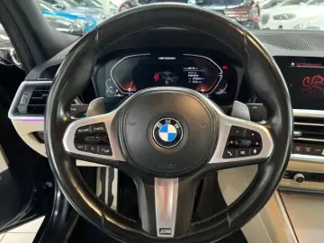 M340i xDrive A Sportpaket HUD SHZ Navi DA Memory