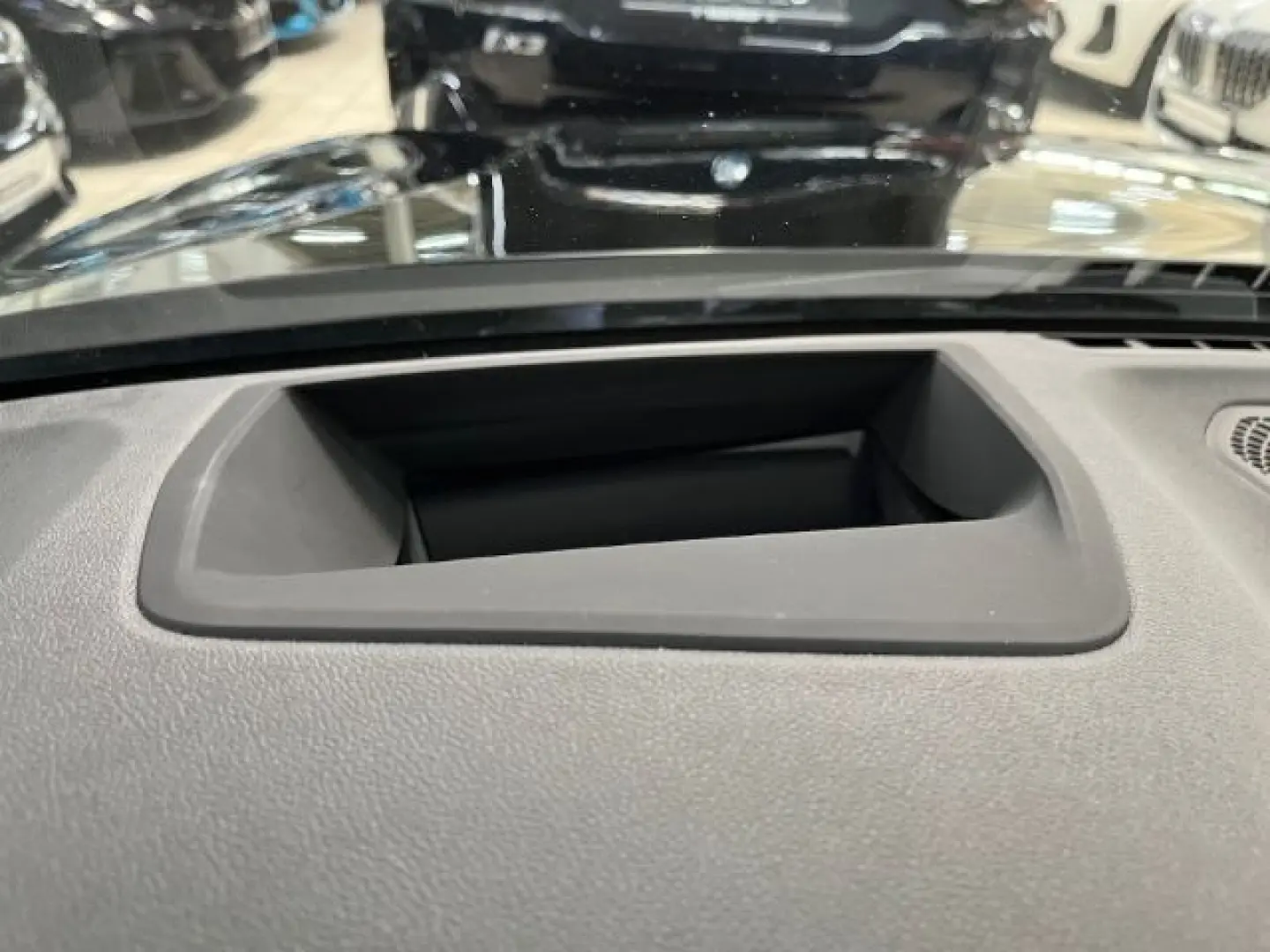 M340i xDrive A Sportpaket HUD SHZ Navi DA Memory