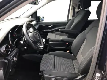 V 220 d **Navi,KlimaA,SHZ,R-Cam,Sport
