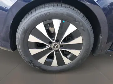 V 220 d **Navi,KlimaA,SHZ,R-Cam,Sport