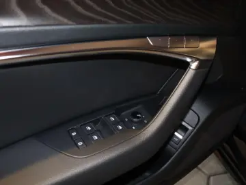 A6 40 TDI sport S-Line MATRIX*AHK*CAM