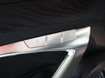 A6 40 TDI sport S-Line MATRIX*AHK*CAM