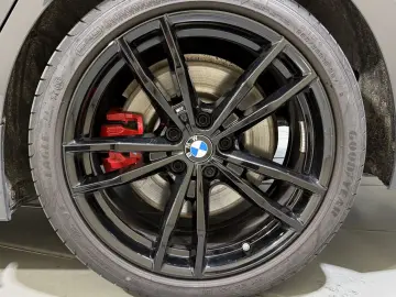 320i xDrive Limousine M Sportpaket Navi eSitze