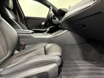 320i xDrive Limousine M Sportpaket Navi eSitze