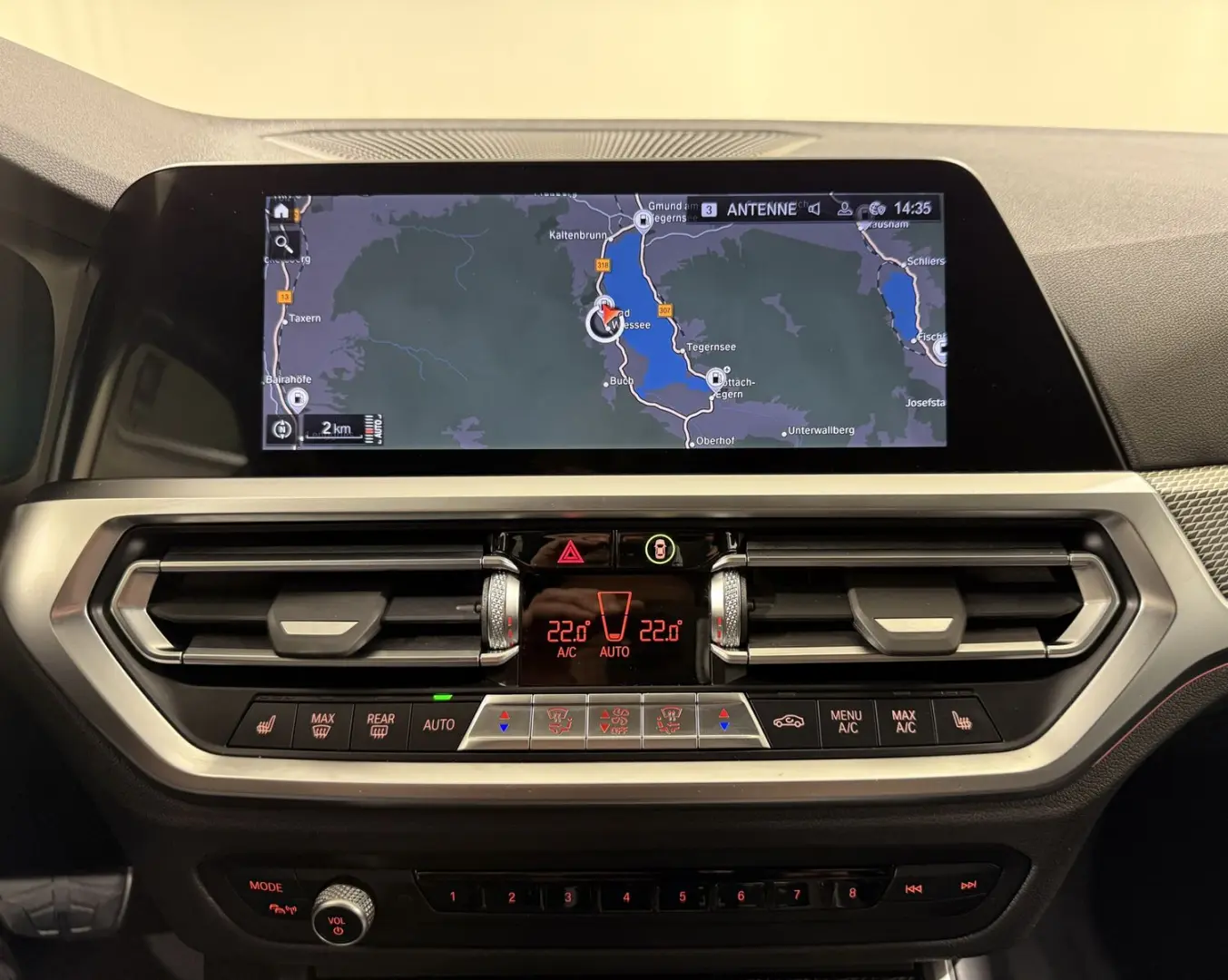 320i xDrive Limousine M Sportpaket Navi eSitze