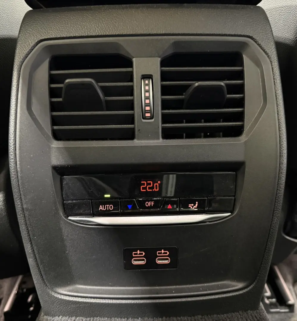 320i xDrive Limousine M Sportpaket Navi eSitze