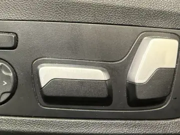 320i xDrive Limousine M Sportpaket Navi eSitze