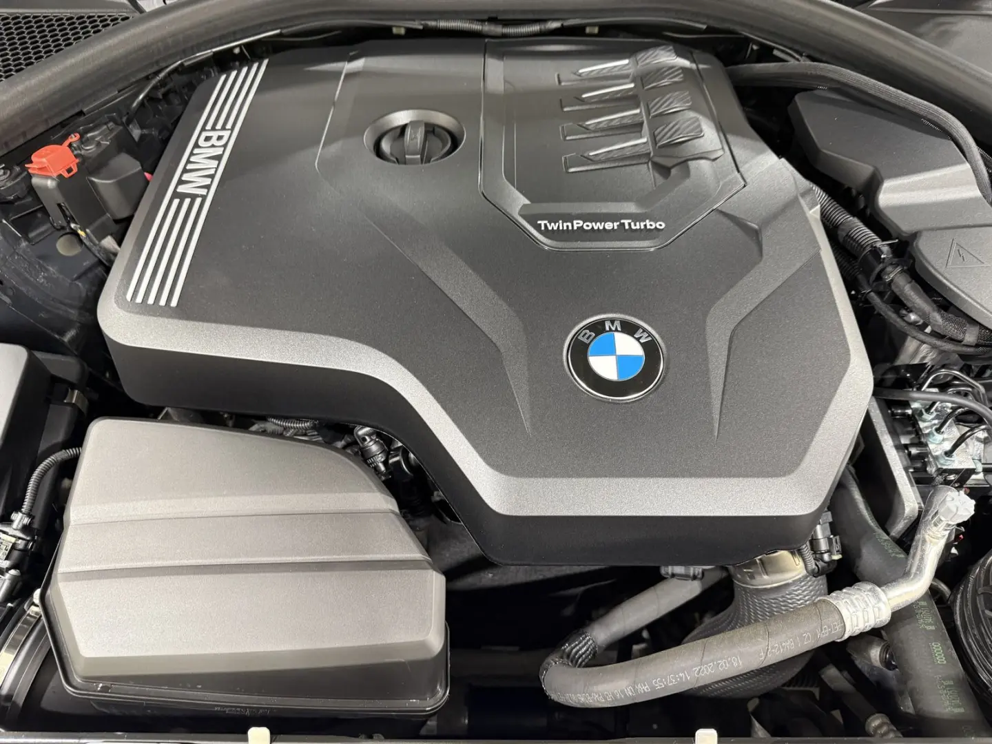 320i xDrive Limousine M Sportpaket Navi eSitze