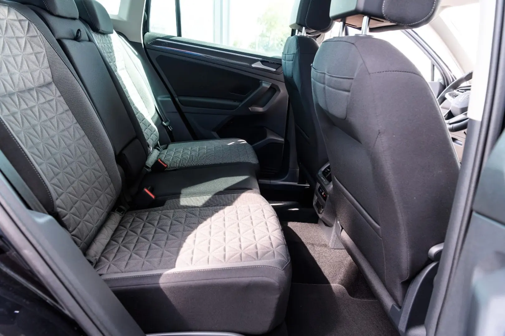Tiguan Life 1.5 DSG +MATRIX+AHK+KAMERA+KEYLESS+N