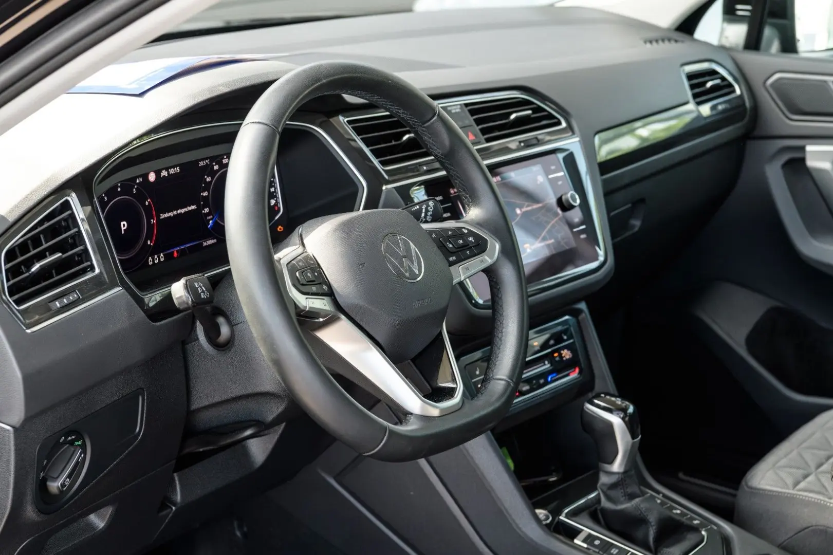 Tiguan Life 1.5 DSG +MATRIX+AHK+KAMERA+KEYLESS+N