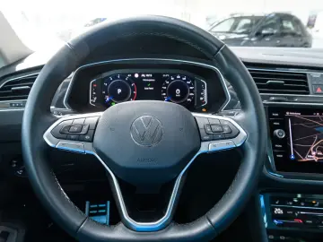 Tiguan Life 1.5 DSG +MATRIX+AHK+KAMERA+KEYLESS+N