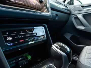 Tiguan Life 1.5 DSG +MATRIX+AHK+KAMERA+KEYLESS+N