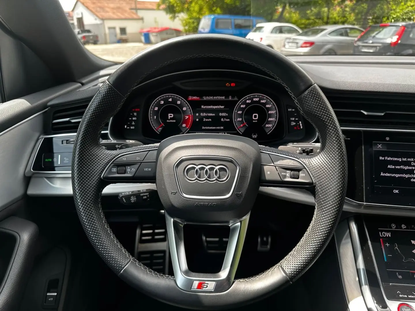 SQ8 4.0 TFSI quattro