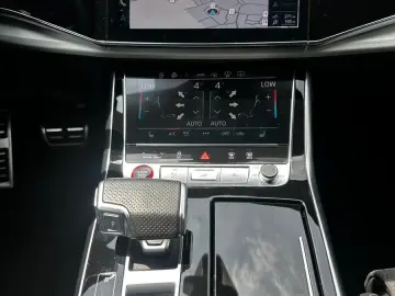 SQ8 4.0 TFSI quattro