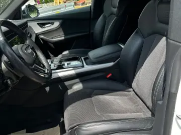 SQ8 4.0 TFSI quattro