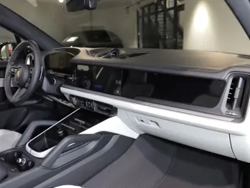 Porsche Cayenne E-Hybrid