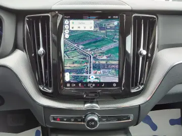 XC60 B4 D AWD Plus Dark ACC/AHK/LED/SHZ/PDC/N...