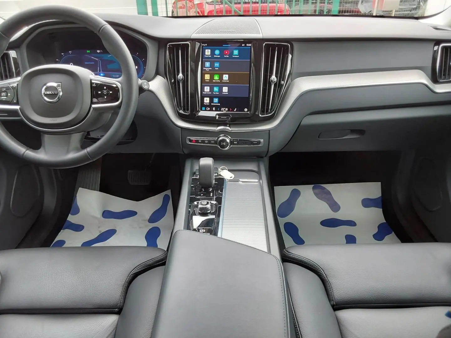 XC60 B4 D AWD Plus Dark ACC/AHK/LED/SHZ/PDC/N...