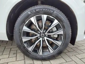 XC60 B4 D AWD Plus Dark ACC/AHK/LED/SHZ/PDC/N...