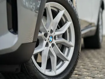 X5 xDrive30d AHK ACC H&K StdHz SCA KomSitze 360°