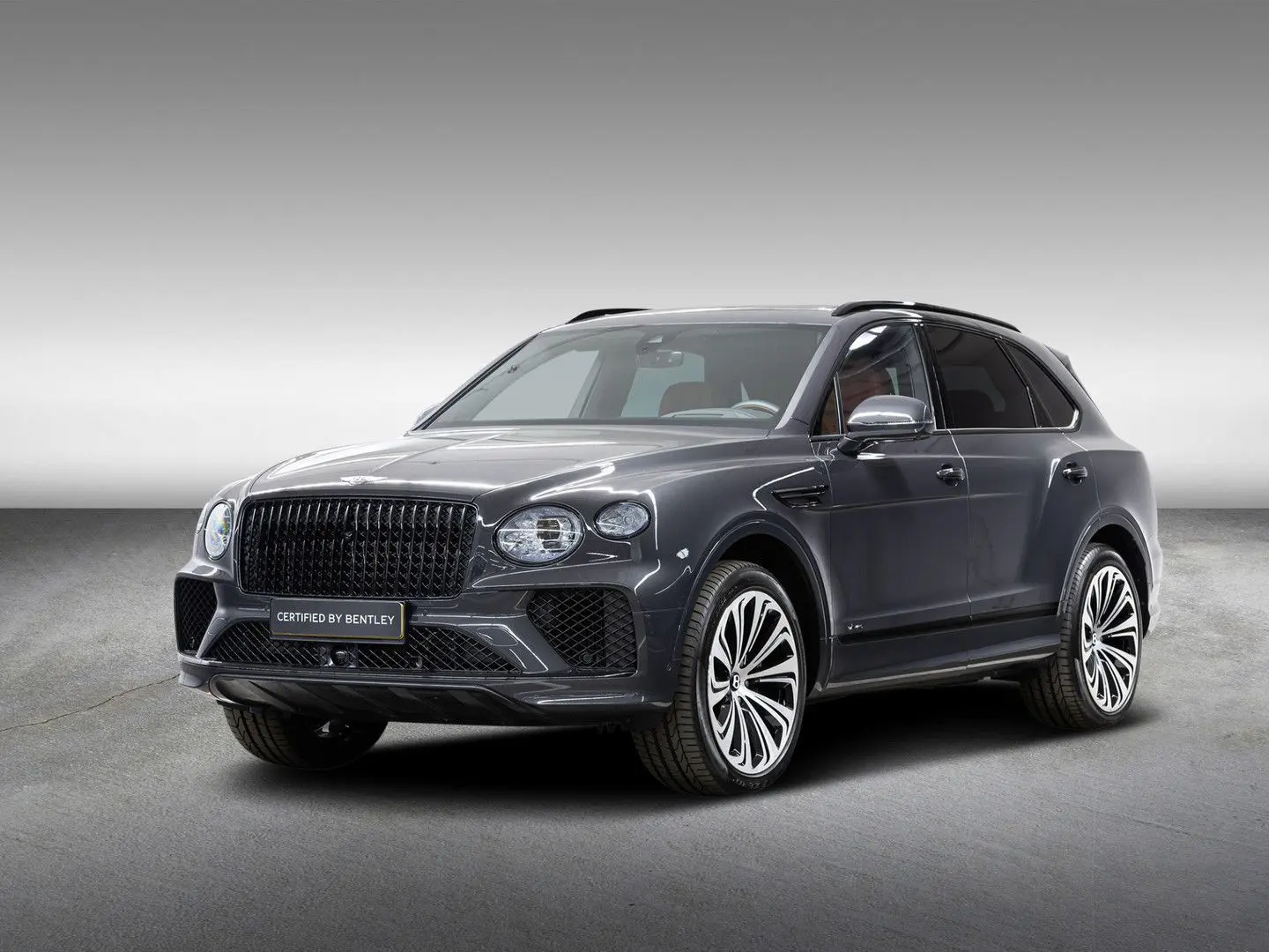 Bentayga Azure V8 |Black Line|Touring Spec|22