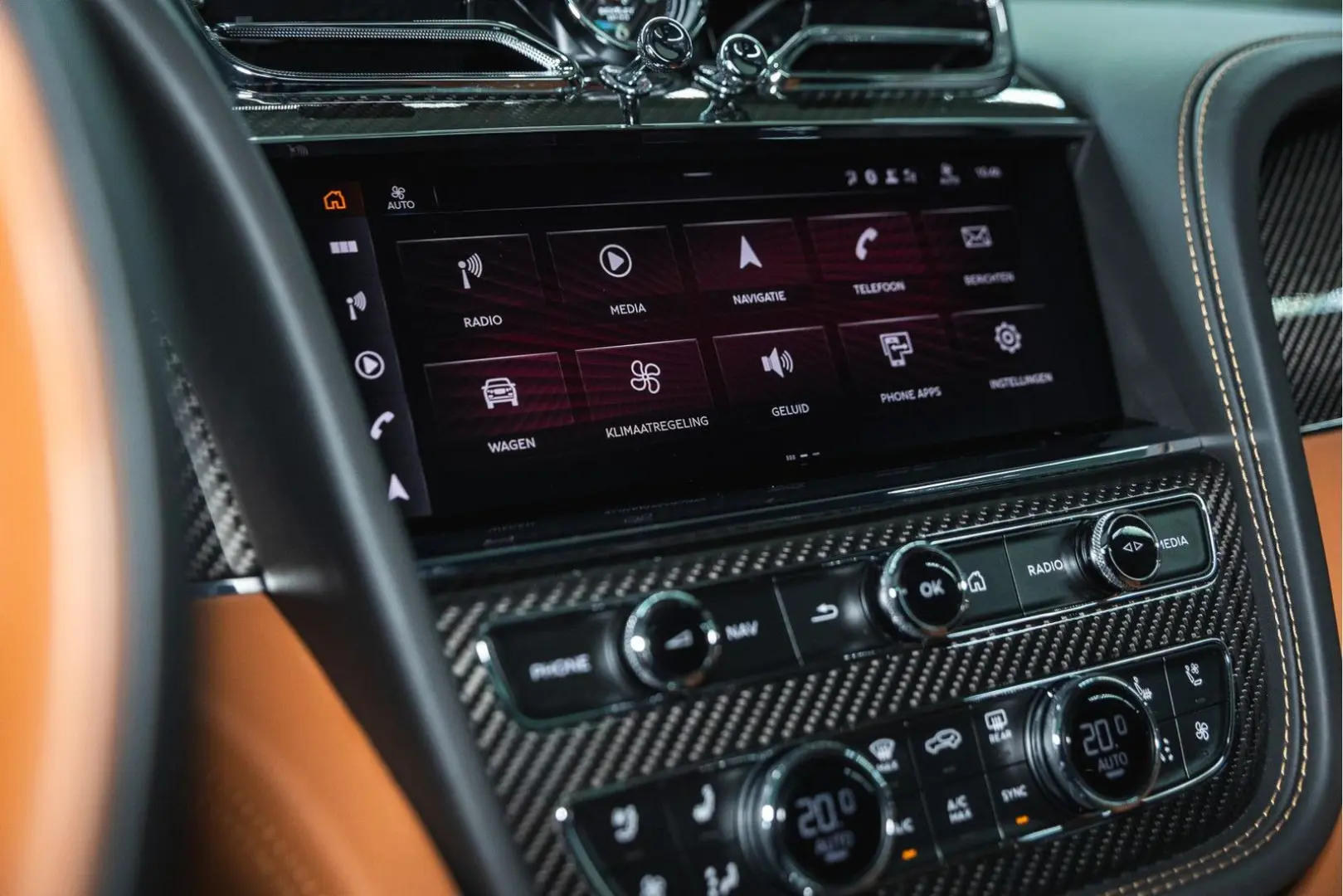 Bentayga Azure V8 |Black Line|Touring Spec|22