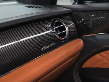 Bentayga Azure V8 |Black Line|Touring Spec|22